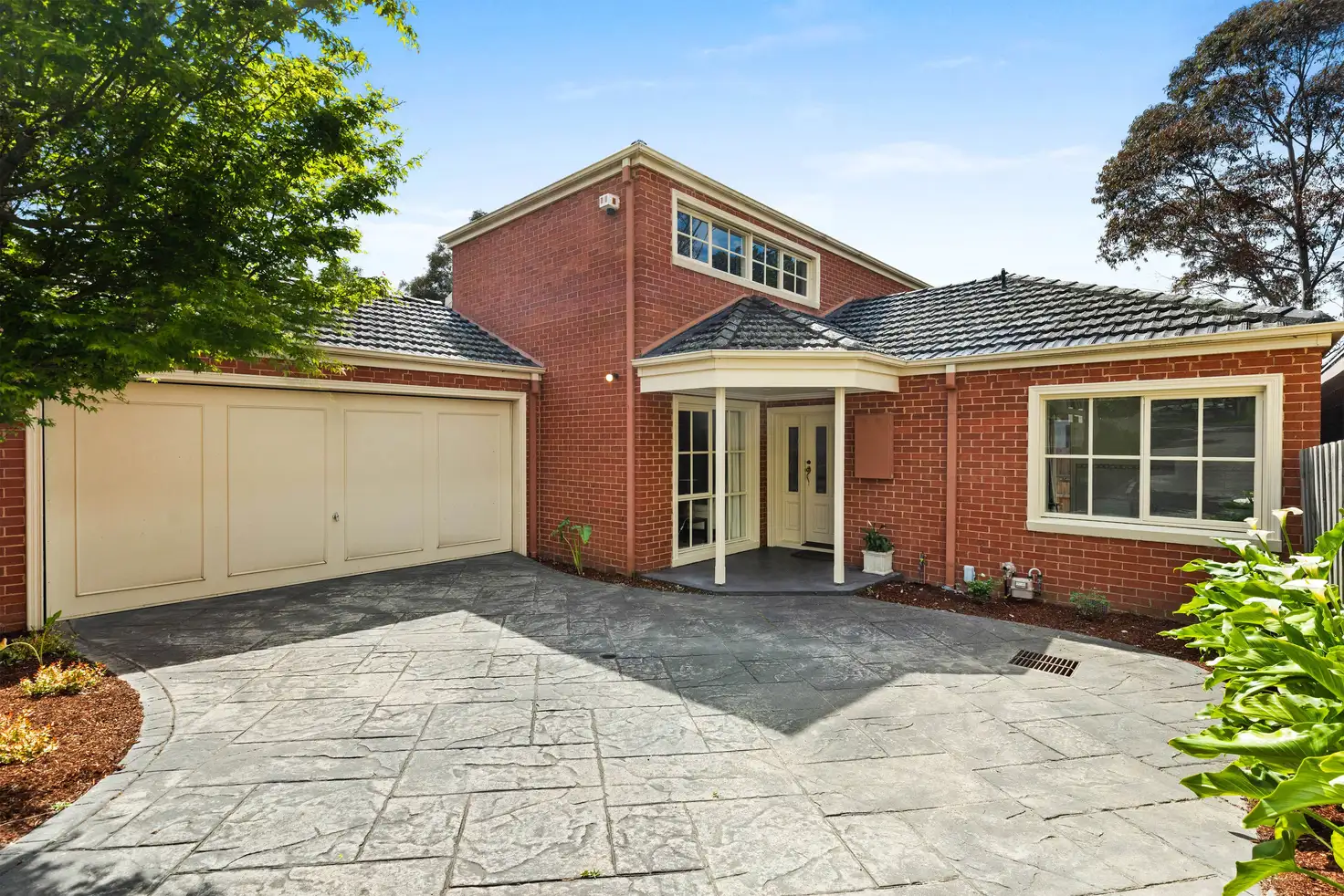 Main view of Homely townhouse listing, 2/7 First Avenue, Kew VIC 3101
