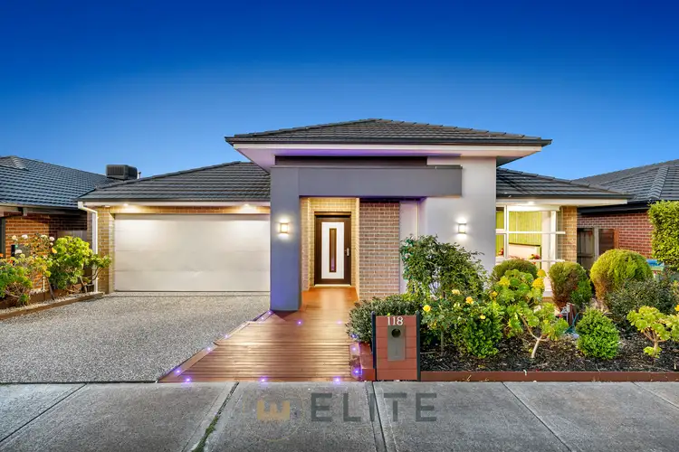 118 Rossiter Retreat, Cranbourne North VIC 3977