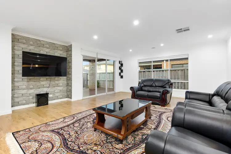 Fifth view of Homely house listing, 118 Rossiter Retreat, Cranbourne North VIC 3977