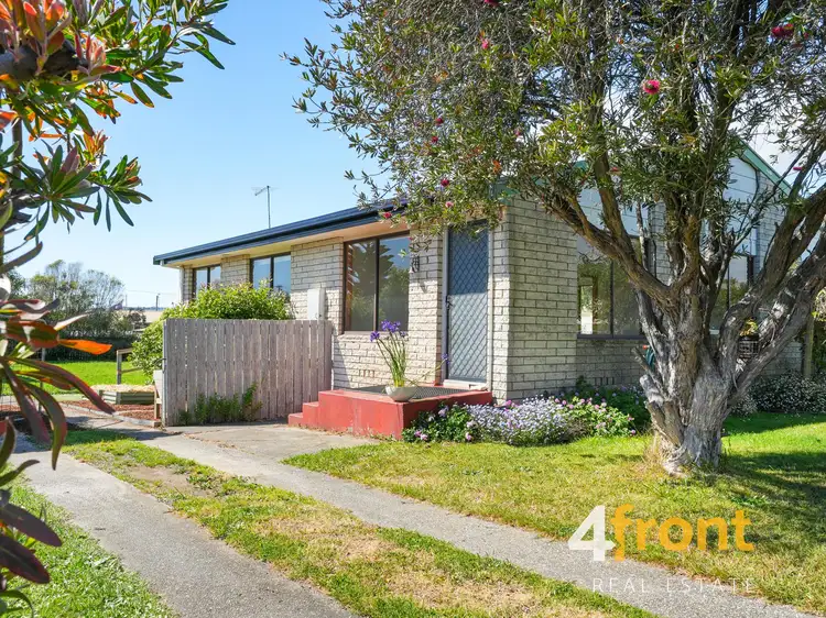15 Dooley Street, West Ulverstone TAS 7315