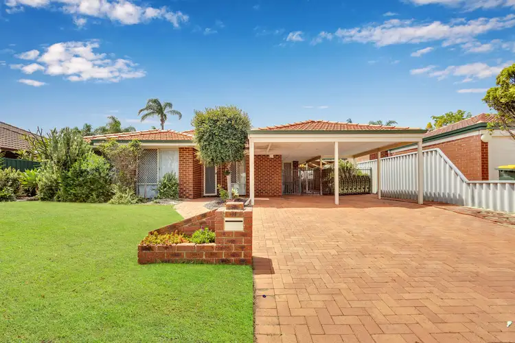 10 MONASH CIRCLE, Marangaroo WA 6064