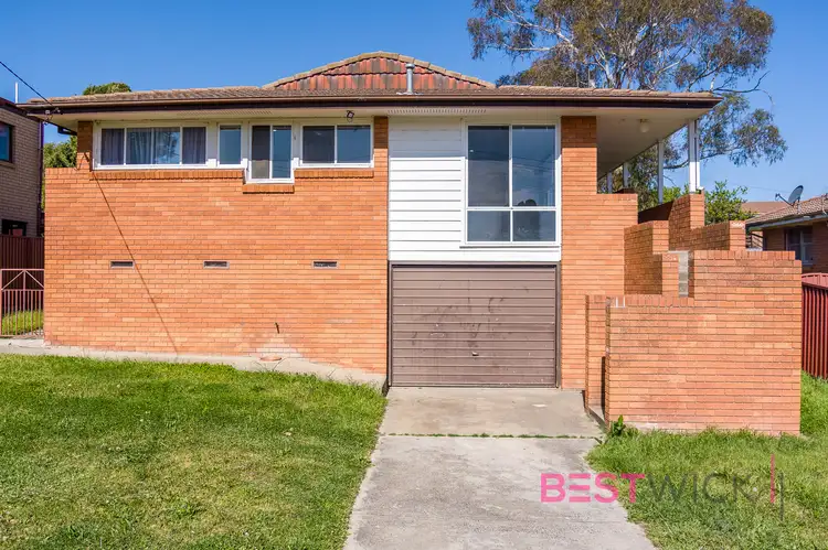 18 Larson Street, West Bathurst NSW 2795