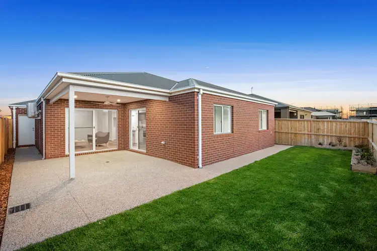 Second view of Homely house listing, 10 Montagna Circuit, Armstrong Creek VIC 3217
