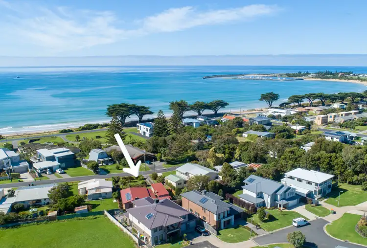 11 Casino Avenue, Apollo Bay VIC 3233