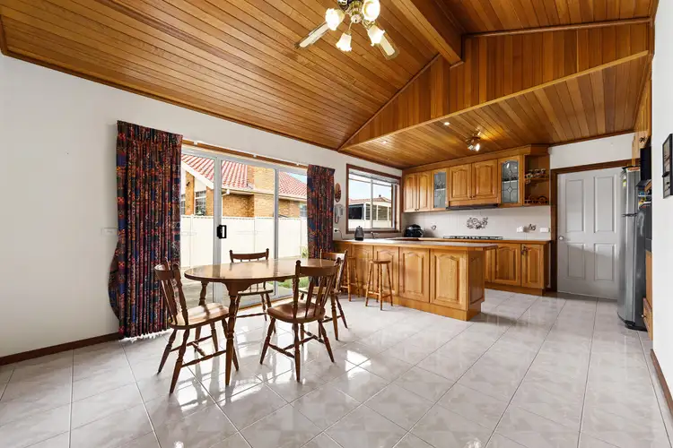 Fourth view of Homely house listing, 27 Bundeena Avenue, Kealba VIC 3021