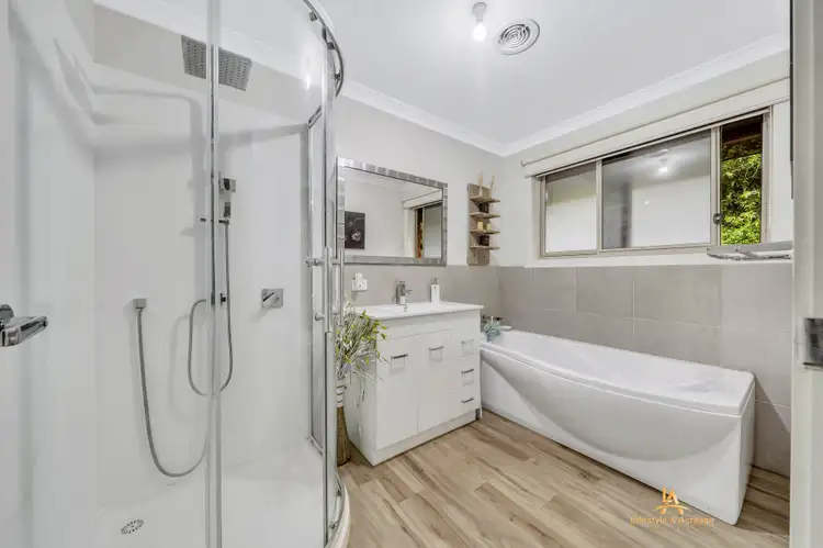 Sixth view of Homely house listing, 6 South Fork Court, Drouin VIC 3818