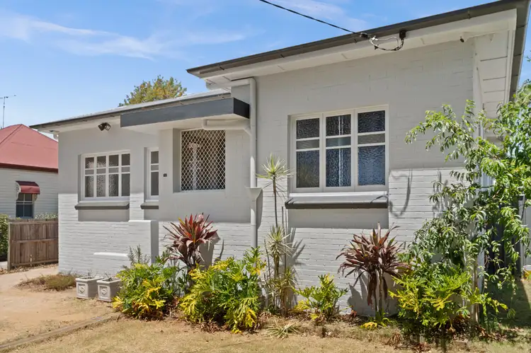 102 James Street, South Toowoomba QLD 4350