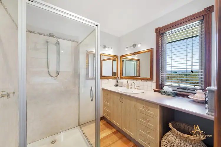 Fifth view of Homely house listing, 3 Marion Place, Drouin VIC 3818