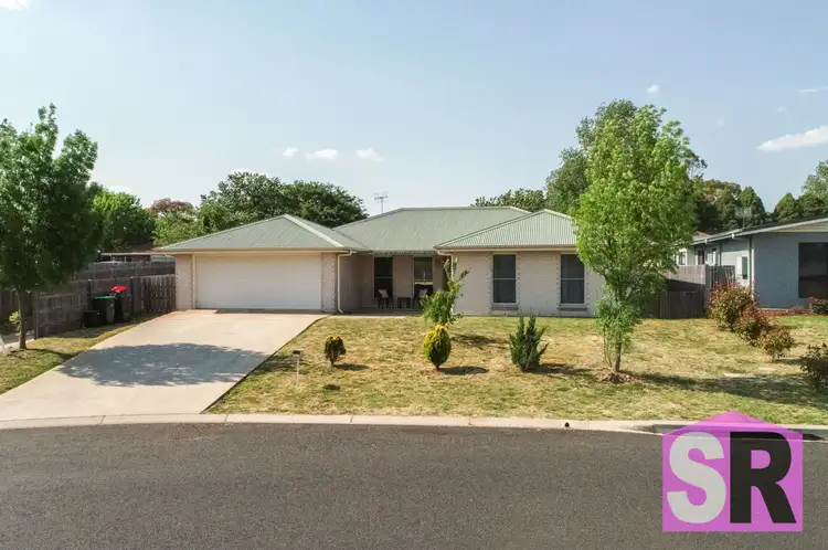 11 Claret Ash Drive, Guyra NSW 2365