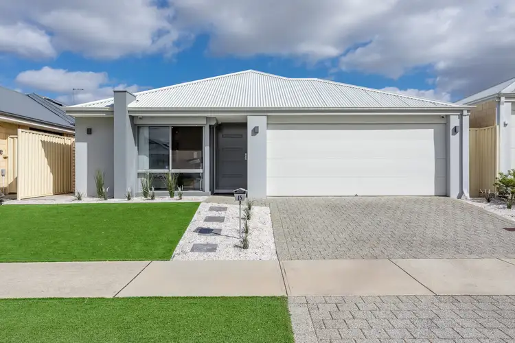13 Brooksedge Boulevard, Maddington WA 6109