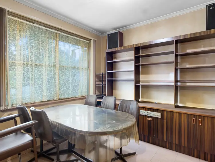 Fifth view of Homely house listing, 32 SINCLAIR CRESCENT, Seymour VIC 3660