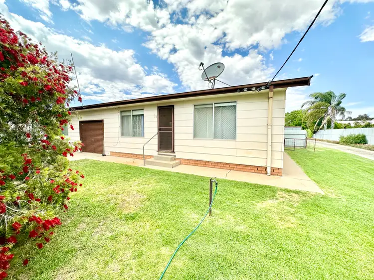 Main view of Homely block of units listing, 1&2/464a Waradgery Place, Hay NSW 2711
