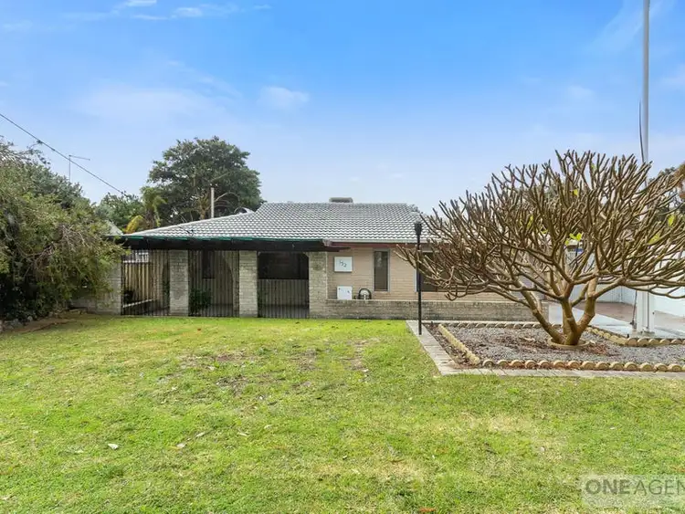 Second view of Homely house listing, 152 Camberwarra Drive, Craigie WA 6025