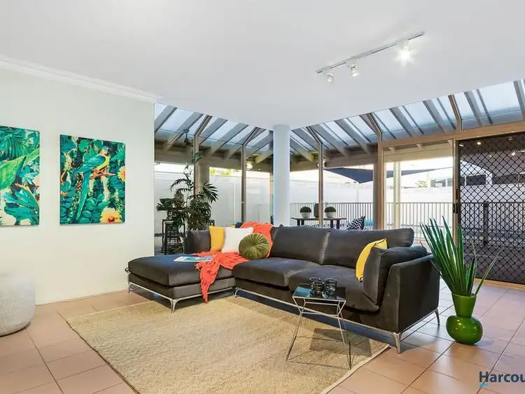 Fifth view of Homely house listing, 7 Artarmon Rise, Kallaroo WA 6025