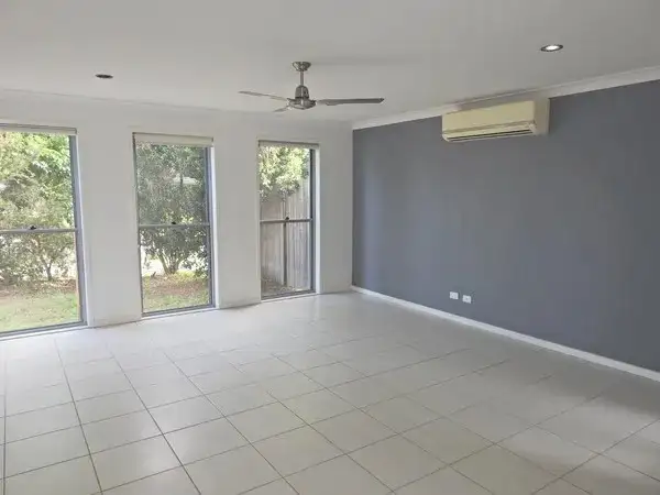 Third view of Homely semi-detached listing, 3/18 MAKYBE DIVA DRIVE, Ooralea QLD 4740