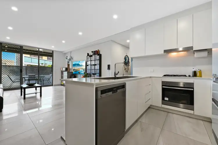 Fifth view of Homely apartment listing, 3/2 Carlton Parade, Carlton NSW 2218