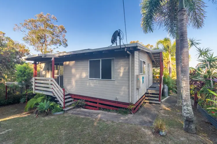 22 Ashton Street, Macleay Island QLD 4184