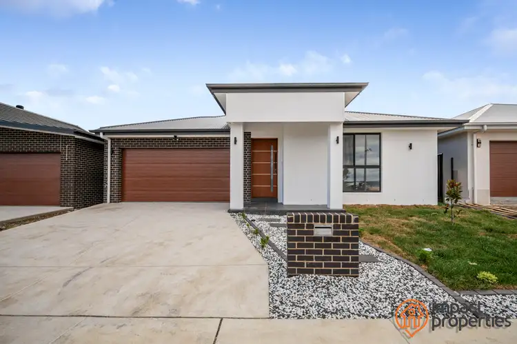 26 Inverary Street