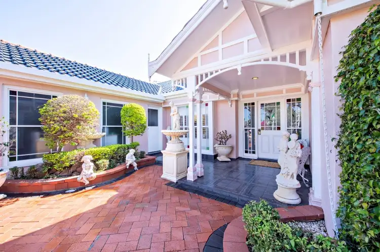 Fifth view of Homely house listing, 7 Osborne Place, Dubbo NSW 2830