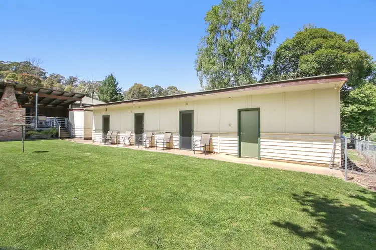 23 Lafontaine Street, Mitta Mitta VIC 3701