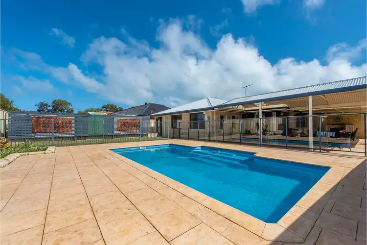 6 Versailles Gardens, Port Kennedy WA 6172