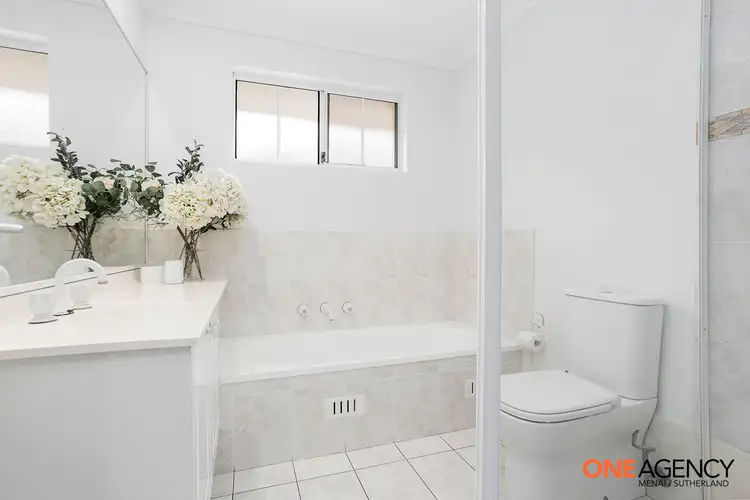 Sixth view of Homely apartment listing, 5/18 Daintree Way, Menai NSW 2234