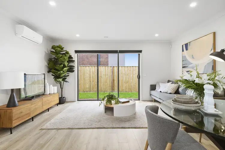 Fifth view of Homely house listing, 9 Athletic Circuit, Clyde VIC 3978
