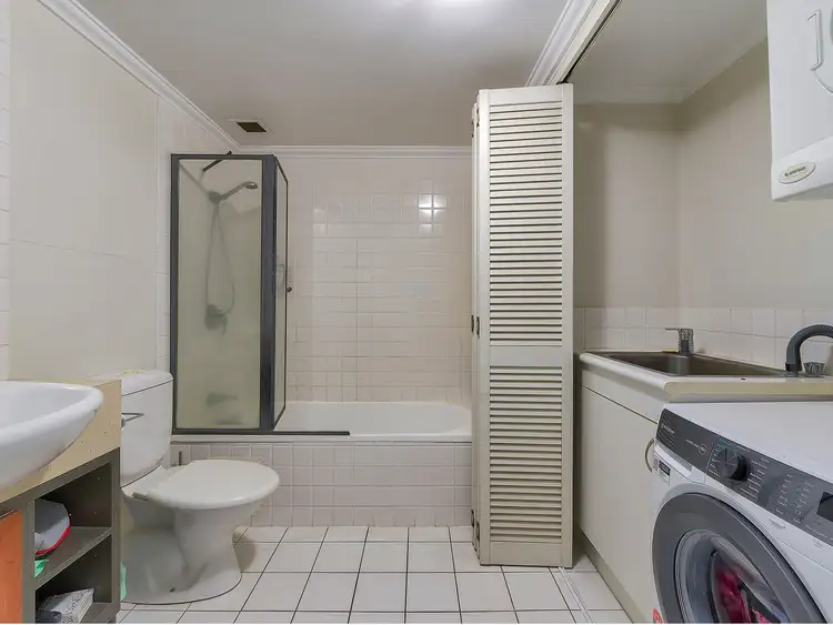 Fifth view of Homely apartment listing, 48/50 Mollison Street, South Brisbane QLD 4101