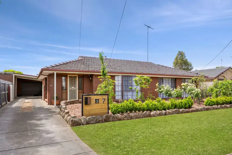 7 Sheeran Crescent, Lara VIC 3212
