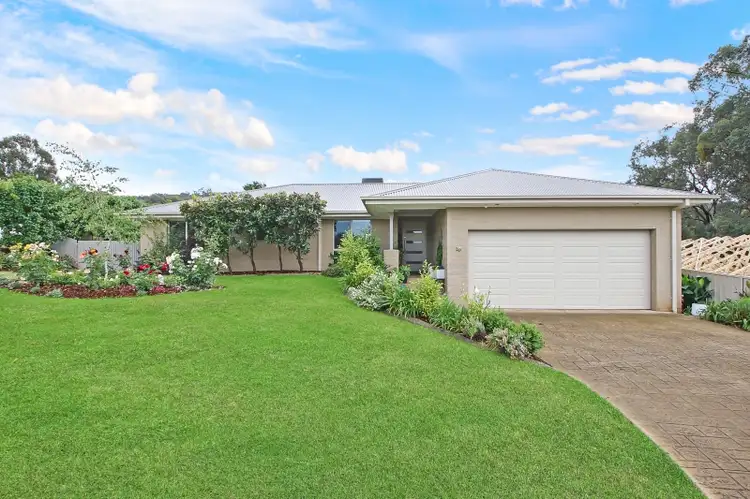 32 Banksia Street, West Albury NSW 2640