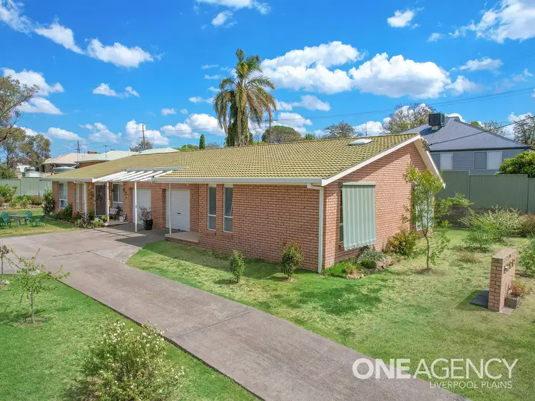 Main view of Homely unit listing, 2/88 Pryor Street, Quirindi NSW 2343