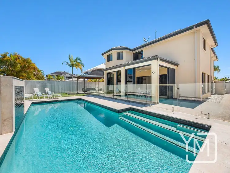 33 Whitehaven Way, Pelican Waters QLD 4551