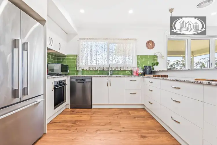 Fifth view of Homely house listing, 14 Denhill Court, Portland VIC 3305