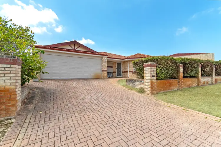 3 Laura Rise, Marangaroo WA 6064