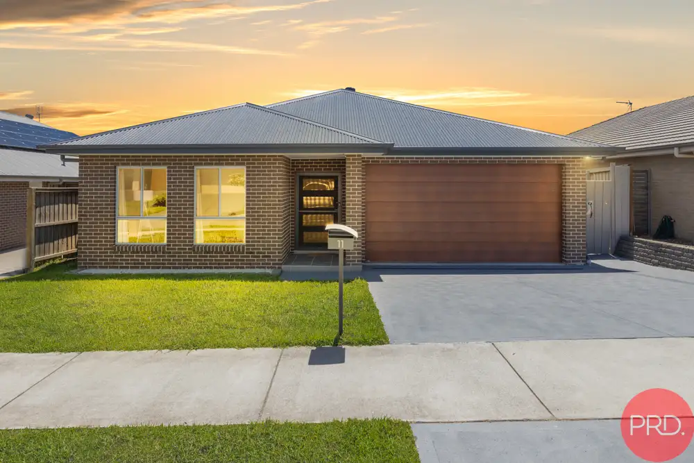 Main view of Homely house listing, 11 Mountain Street, Chisholm NSW 2322