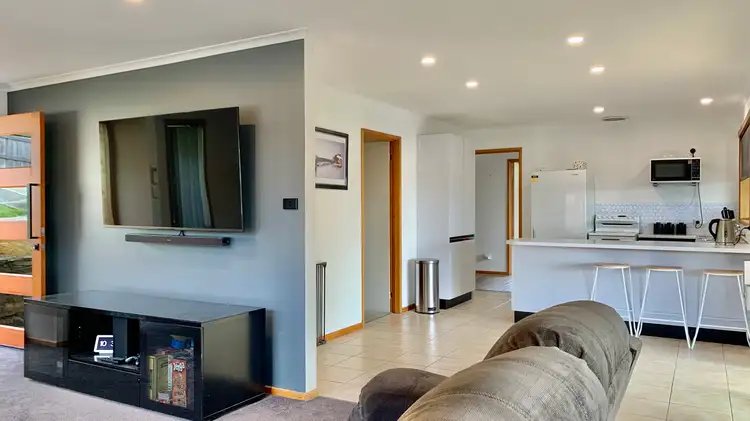 81 Sunshine Road, Austins Ferry TAS 7011