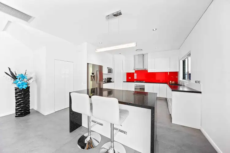 Sixth view of Homely house listing, 7 Yeola Place, Prestons NSW 2170