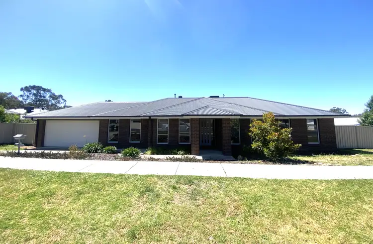 Main view of Homely house listing, 46 Ruthven Circuit, Wodonga VIC 3690