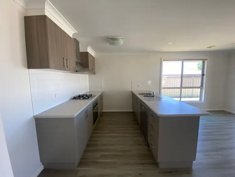 Fourth view of Homely house listing, 46 Ruthven Circuit, Wodonga VIC 3690