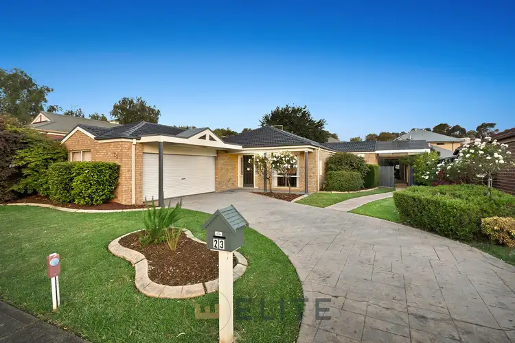 23 Newman Court, Berwick VIC 3806