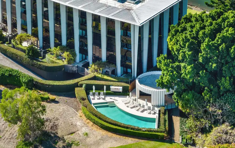 405W/1 Marina Drive, Benowa QLD 4217