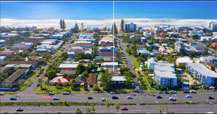 2345 Gold Coast Highway