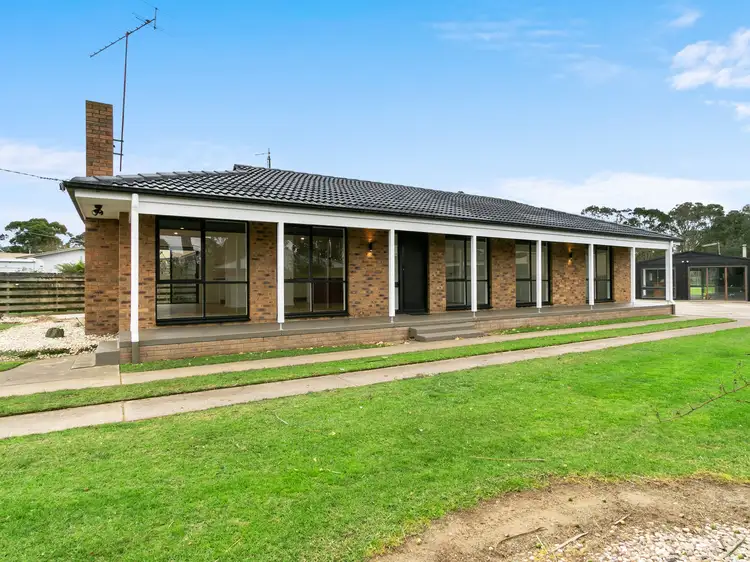 11 Buckley Street