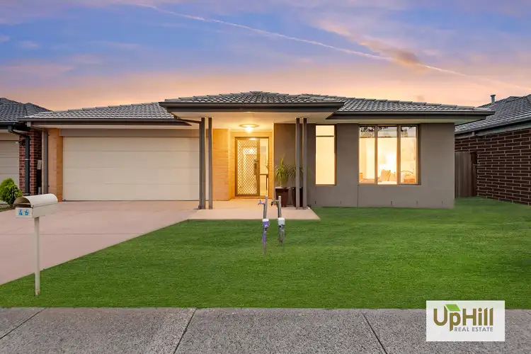 46 Selandra Boulevard, Clyde North VIC 3978