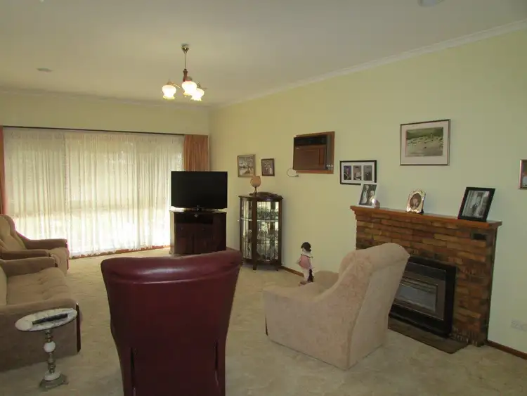 Fifth view of Homely house listing, 37 Gardiner Street, Warracknabeal VIC 3393