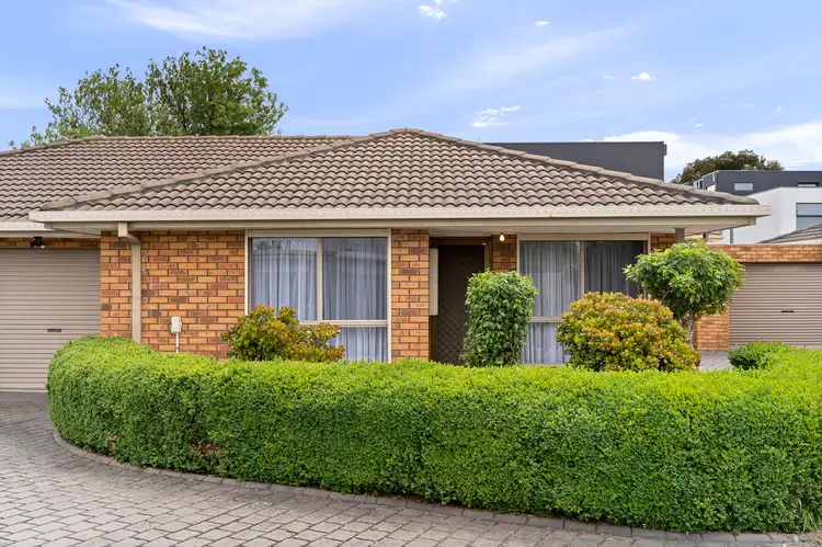 Main view of Homely unit listing, 2/12 Gertrude Street, St Albans VIC 3021