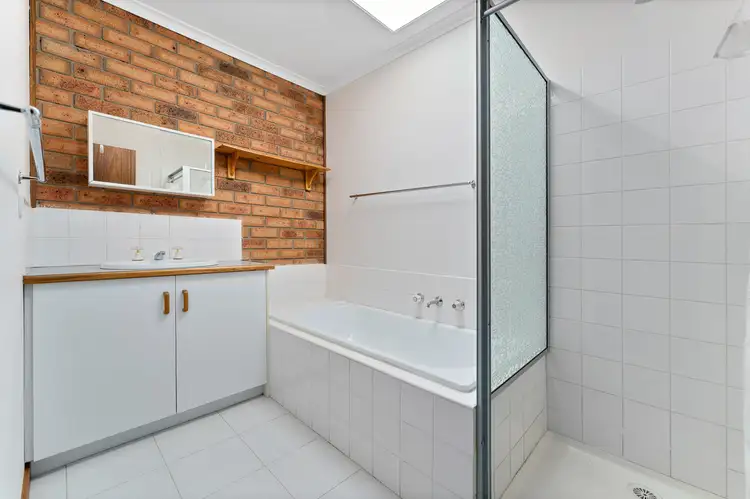 Sixth view of Homely unit listing, 2/12 Gertrude Street, St Albans VIC 3021