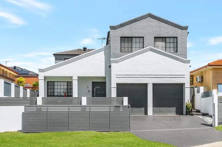 2 Redpa Close, West Hoxton NSW 2171