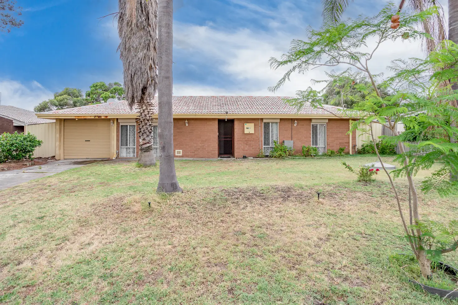 Main view of Homely house listing, 10 Felicia Place, Camillo WA 6111