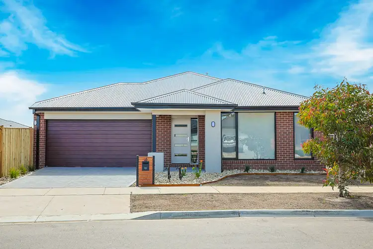 4 Codrington Street, Charlemont VIC 3217